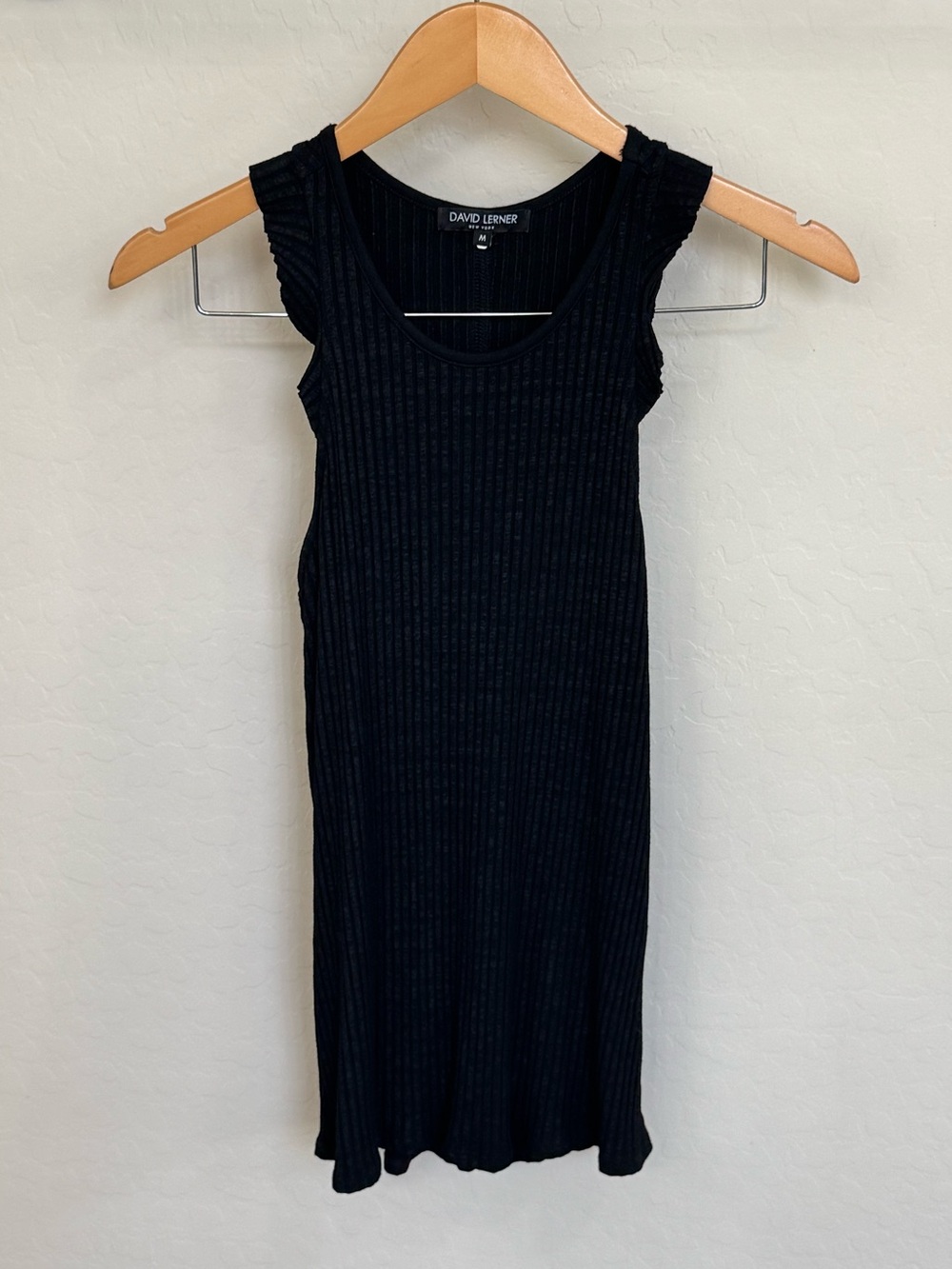 David Lerner Ribbed Ruffle Cap Sleeve Tank Top Black Size M